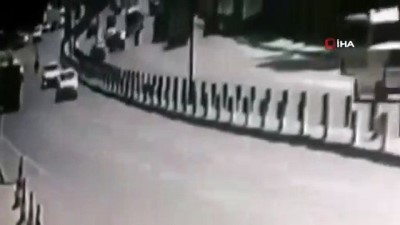 yolcu minibus -  Sarıyer’de ilginç kaza...Minibüs sürücüsünün dikkatiyle faciayı önlediği anlar kamerada  Videosu
