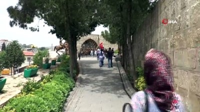 isaf -  Tarihi Gaziantep Kalesi’ne yoğun ilgi  Videosu