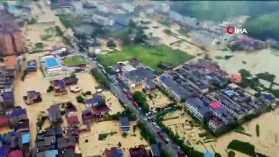 siddetli yagis -  - Çin'de Sel Felaketi: 3 Ölü  Videosu