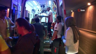 motosiklet surucusu -  Bakırköy'de zincirleme trafik kazası: 2 yaralı  Videosu