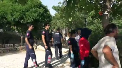 intihar girisimi -  Bir anlık dalgınlığı hayatını kurtardı Videosu