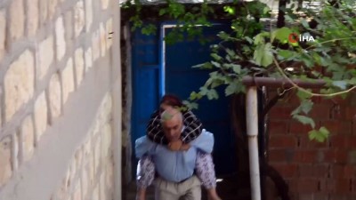 kiz cocugu -  Bir babanın en acı ‘yükü’  Videosu