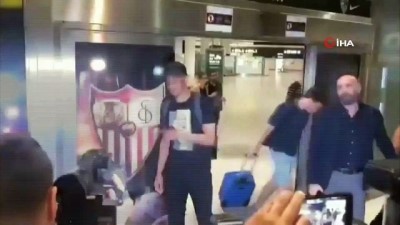 rektor - Fernando, imzayı atmak için Sevilla'da  Videosu
