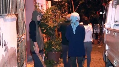 yasli kadin -  Mahallede 'saldırgan köpek' nöbeti  Videosu