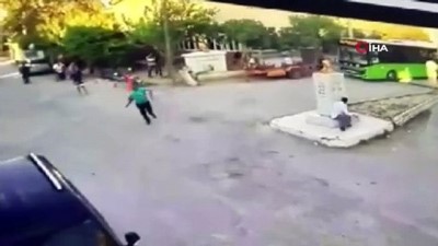 polis noktasi -  Amca ve yeğenin tüfekle öldürülmesi güvenlik kamerasında  Videosu