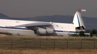 askeri arac -  S-400 teslimatında beşinci uçak Mürted’e indi  Videosu