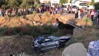 uzman cavus -  Tatvan'da kaza: 1 ölü, 1 yaralı  Videosu