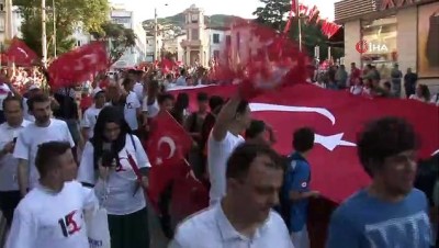 kahramanlik -  Bursa’da binlerce kişi tek yürek oldu Videosu