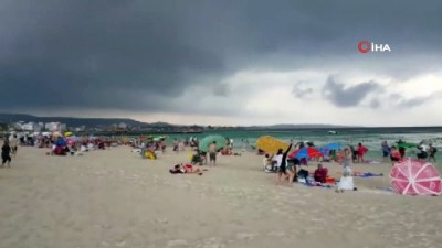 siddetli yagis -  Fırtına Çeşme Plajı'nda paniğe sebep oldu  Videosu