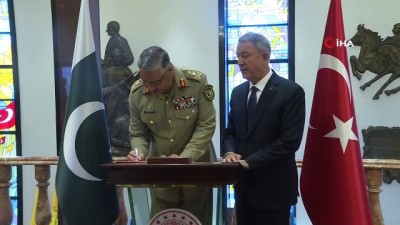  Pakistan Genelkurmay Başkanı Hayat, Bakan Akar'ı ziyaret etti