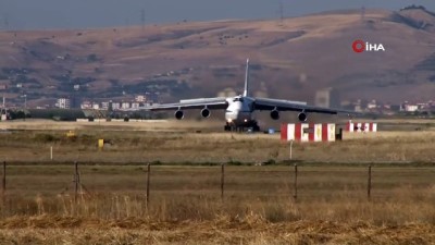 askeri arac -  S-400 teslimatında onuncu uçak Mürted Hava Üssü’ne indi  Videosu