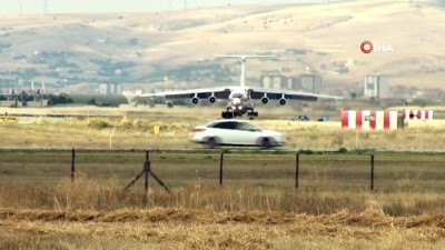 askeri arac -  S-400 teslimatında on üçüncü uçak Mürted Hava Üssü’ne indi  Videosu