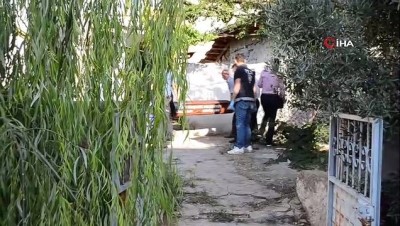 eglence mekani -  48 yaşındaki kadın evinde öldürülmüş halde bulundu Videosu