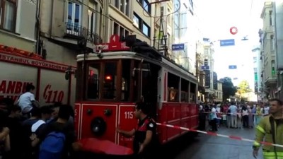  İstiklal Caddesi'nde nostaljik tramvay arıza yaptı