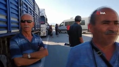  İzmir’de Damperi açık kalan kamyon viyadüğe çarptı