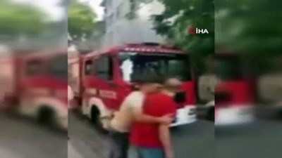 kalp masaji -  Kediyi suni teneffüsle hayata döndürdüler  Videosu