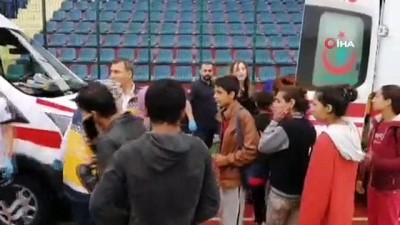  Selde mahsur kalan vatandaşlar helikopterle kurtarıldı 