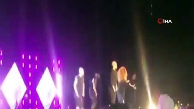 kadin haklari -  -Nicki Minaj'ın İptal Ettiği Suudi Arabistan Konserine Janet Jackson Çıktı  Videosu