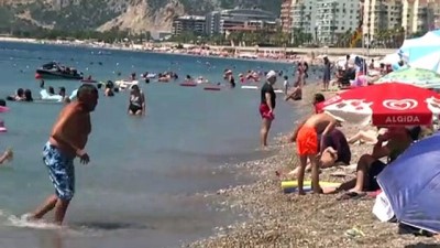 su sporlari - Antalya'da sahillerde yoğunluk  Videosu