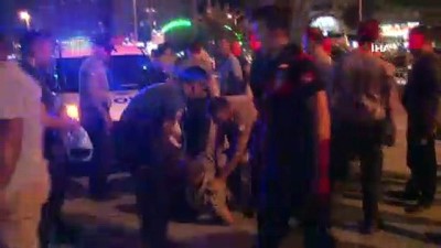 silahli saldiri -  Adana’da meyhaneye silahlı saldırı: 3 yaralı  Videosu