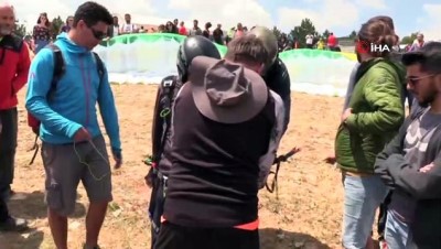 parasutcu - Başkan Akkaya’nın yamaç paraşütü deneyimi  Videosu