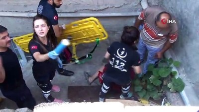 bisiklet -  Bisikletinin freni tutmayan çocuk, 2 buçuk metrelik boşluğa düştü  Videosu