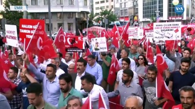 İzmir’de Demokrasi Yürüyüşü ve Nöbeti 