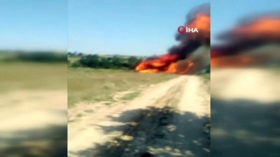 yoncali -  Saman balyası yüklü kamyon alev alev böyle yandı Videosu