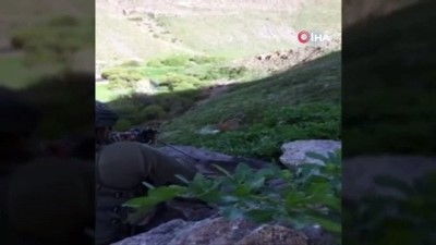  Biri gri kategoride olan 2 terörist ikna yoluyla teslim oldu 