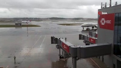  Eski Halk Bankası Genel Müdür Yardımcısı Mehmet Hakan Atilla’yı taşıyan uçak İstanbul Havalimanı’na indi. 