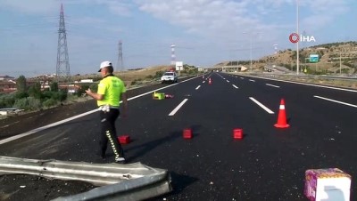 tir soforu - Başkent'te uyuyan tır sürücüsü şarampole uçtu  Videosu