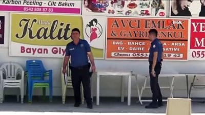 silahli kavga -  Esnaflar arasında silahlı kavga: 2 yaralı  Videosu