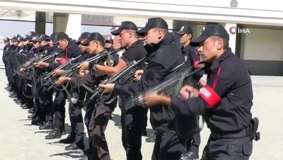 lisans mezunu -  Yozgat Polis Meslek Eğitim Merkezi’nde polis adayları zorlu eğitim sürecinden geçiyor  Videosu