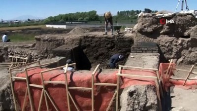  2 bin 700 yıllık Urartu evleri yeniden ayağa kaldırılıyor