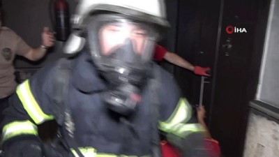 yangina mudahale -  İki kardeşin tek kaldığı kaldığı evde yangın çıktı... İtfaiye ekipleri seferber oldu Videosu