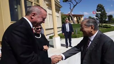  Cumhurbaşkanı Erdoğan, Malezya Başbakanı Mahathir Muhammed’i Vahdettin Köşkü’nde kabul etti 