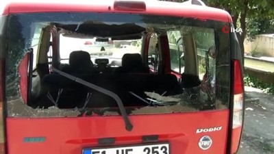 motosiklet surucusu -  Kamyonete arkadan çarpan motosikletli yaralandı  Videosu