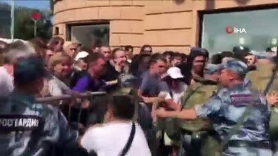 - Rusya’da protestolarda 500 kişi gözaltına alındı