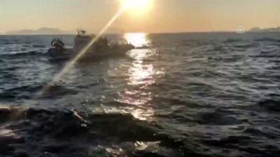 nani - Yunanistan'a yüzerek kaçmaya çalıştılar - MUĞLA  Videosu