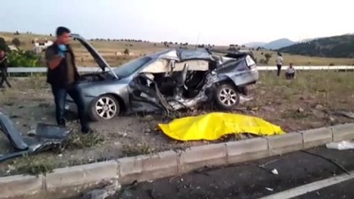 Konya'da iki otomobil çarpıştı: 2 ölü, 3 yaralı