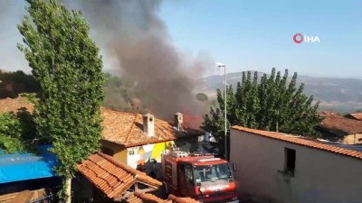  Tarihi mahalle Birgi'de korkutan yangın: 1 yaralı