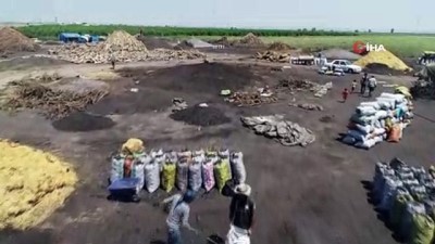 mangal komuru -  Ateşten ekmek parası... 60 TL yevmiye karşılığında mangal kömürü üreten işçiler havadan görüntülendi  Videosu