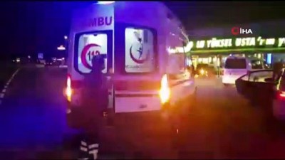  Bilecik'te yolcu otobüsü park halindeki tıra çarptı; 1'i ağır 17 yaralı 