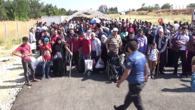 kurban bayrami -  Suriyeliler ülkelerine adeta 'depar' atarak gittiler  Videosu