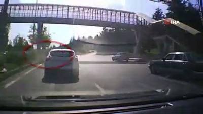 trafik canavari -  Çevre yolunda ters yönden giden araç sürücülerin canını hiçe saydı  Videosu