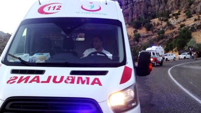 İşçileri taşıyan minibüs devrildi: 21 yaralı (3) - DİYARBAKIR