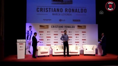 buyuk kulup - İspanya'dan Cristiano Ronaldo'ya 'efsane' ödülü  Videosu
