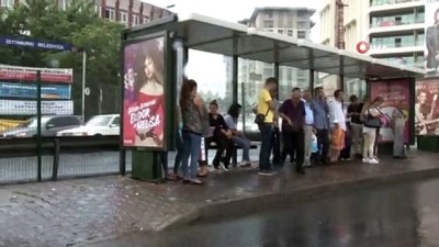  İstanbullulara yağmur sürprizi 