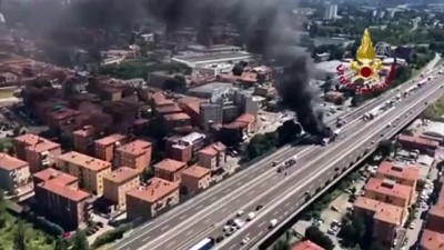 İtalya'da zincirleme trafik kazası:1 ölü, 1 yaralı - BOLOGNA