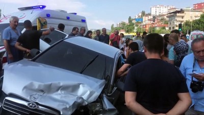 Kartal'da trafik kazası: 3 yaralı - İSTANBUL
